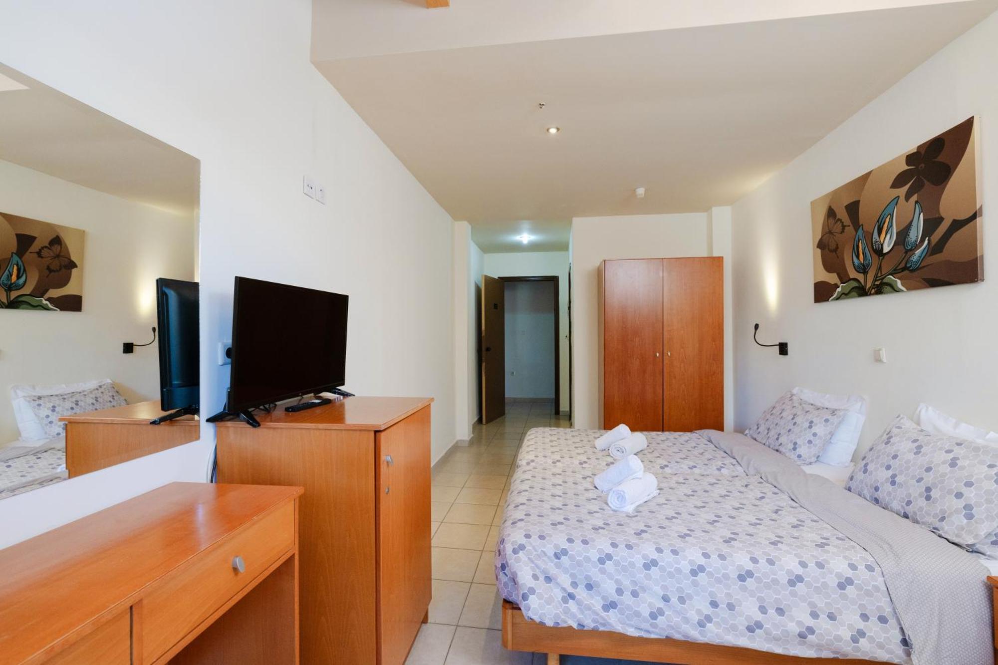 Heleni Beach Hotel Ialisos Exterior foto