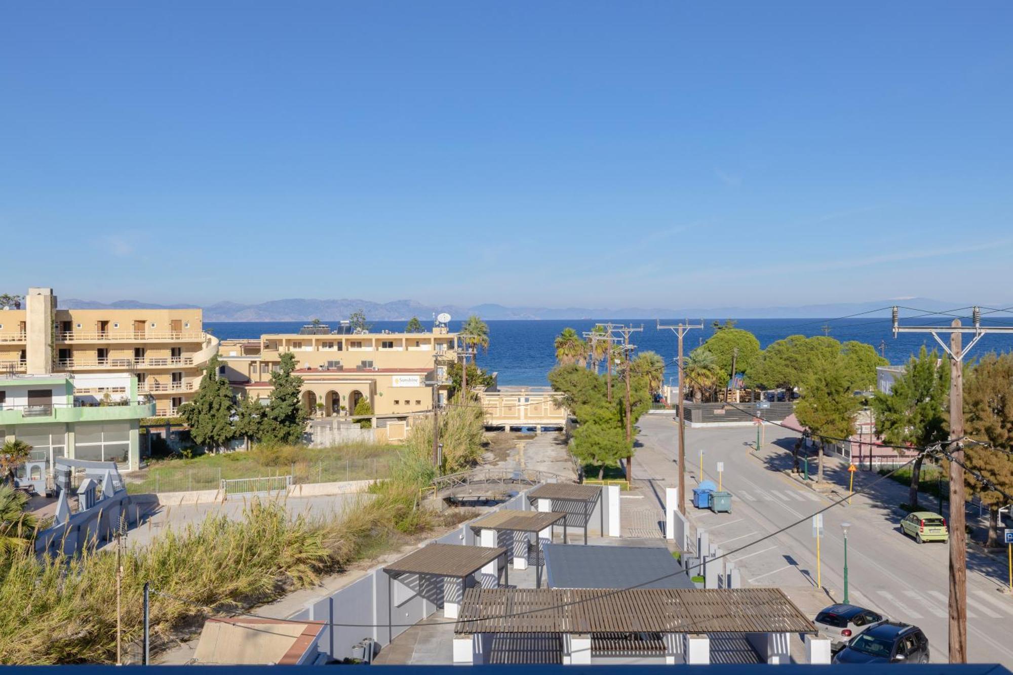 Heleni Beach Hotel Ialisos Exterior foto